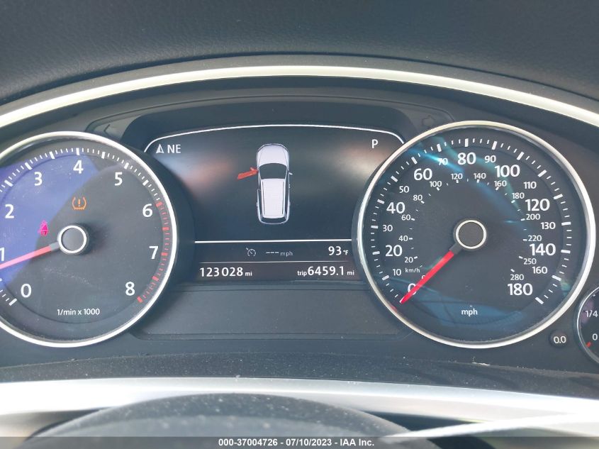 2013 VOLKSWAGEN TOUAREG LUX - WVGEF9BP0DD001260