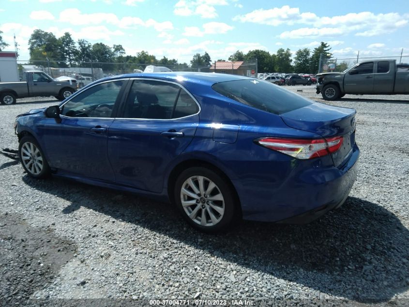2018 TOYOTA CAMRY LE/SE/XLE/L - 4T1B11HK0JU571687