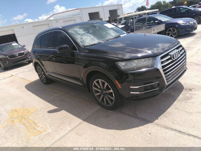 AUDI-Q7-WA1LAAF74HD003227