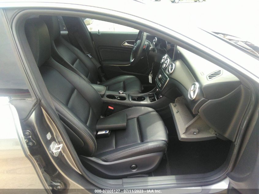 2017 MERCEDES-BENZ CLA CLA 250 - WDDSJ4EB0HN418537