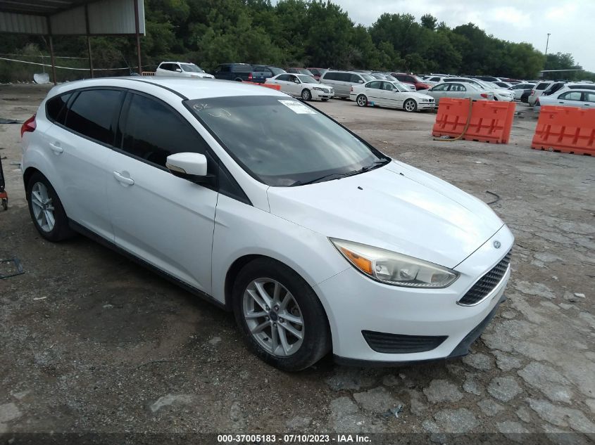 2015 FORD FOCUS SE - 1FADP3K22FL219083