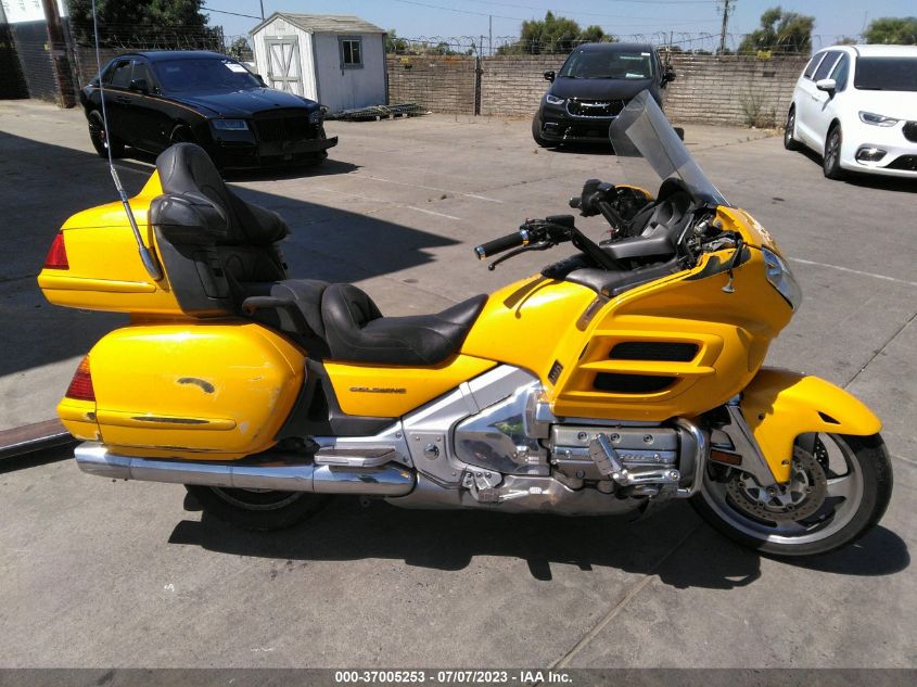 2002 HONDA GL1800 1HFSC47072A109359