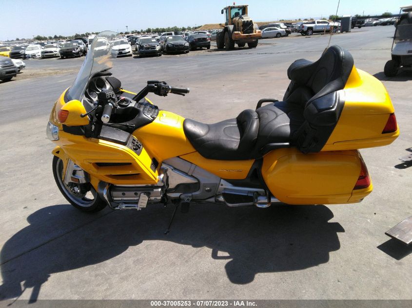 2002 HONDA GL1800 1HFSC47072A109359