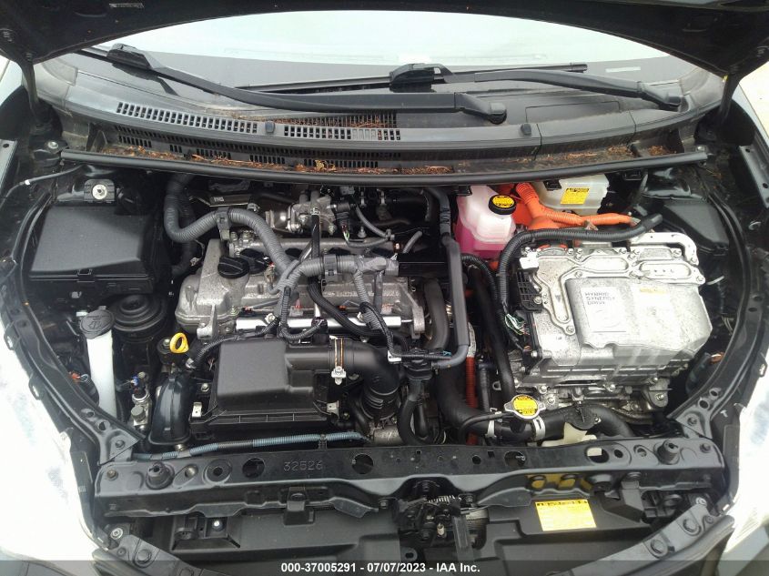2014 TOYOTA PRIUS C - JTDKDTB30E1080133