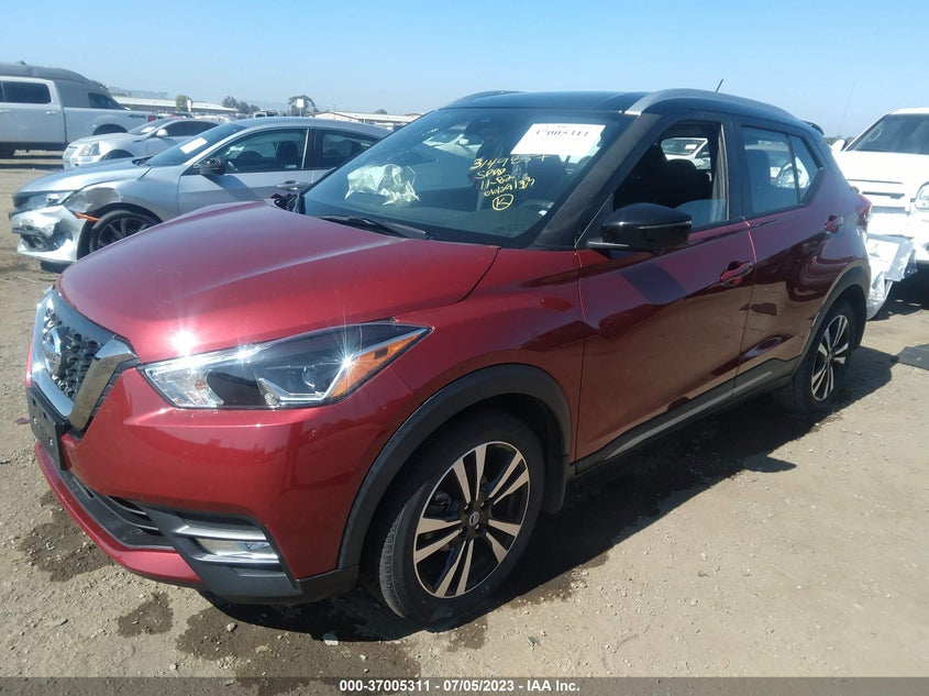 VIN 3N1CP5DV4LL556480 2020 NISSAN KICKS SR