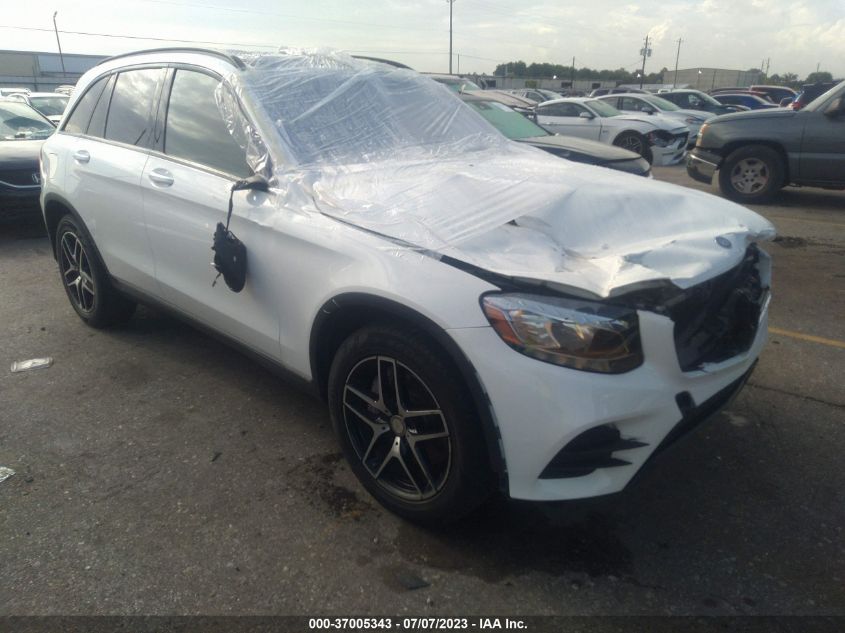 2016 MERCEDES-BENZ GLC 300 - WDC0G4JB1GF029379