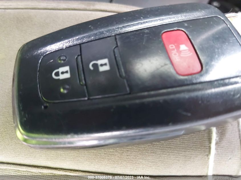 2022 TOYOTA HIGHLANDER L - 5TDCZRAH0NS097149
