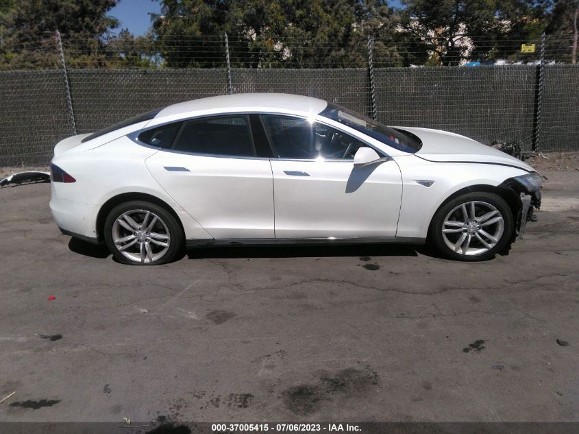 2015 TESLA MODEL S 85 - 5YJSA1H1XFFP75781
