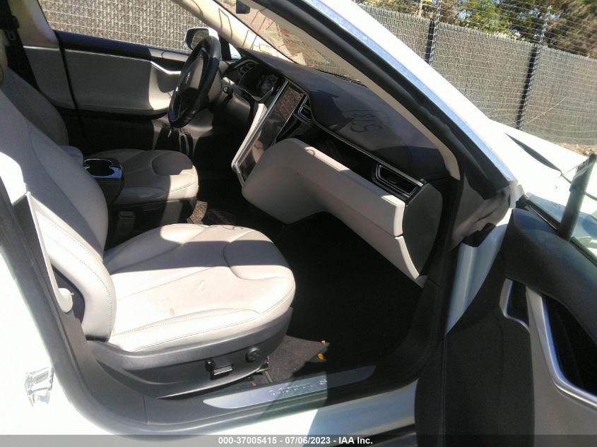 2015 TESLA MODEL S 85 - 5YJSA1H1XFFP75781