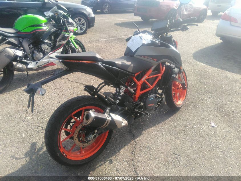 2022 KTM 390 DUKE MD2JPJ400NC263430