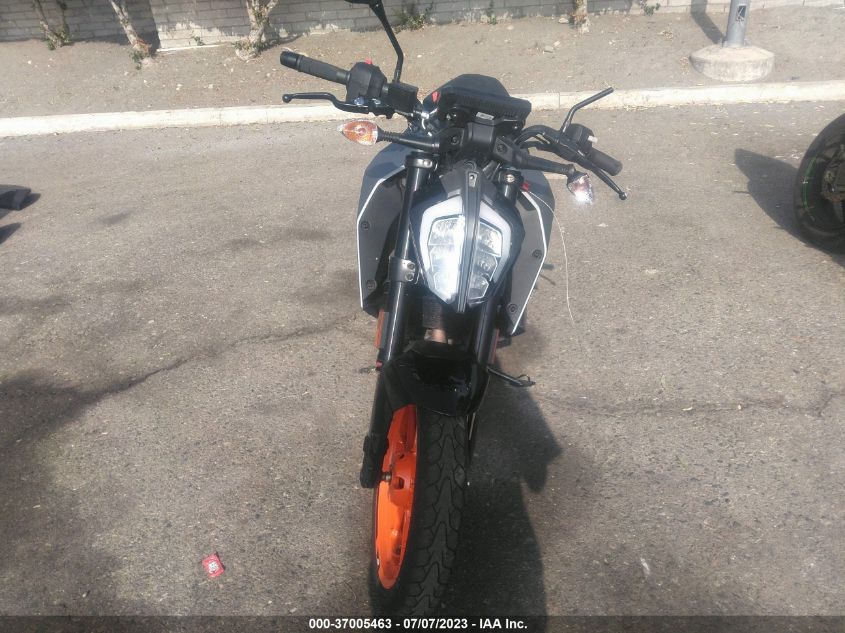 2022 KTM 390 DUKE MD2JPJ400NC263430