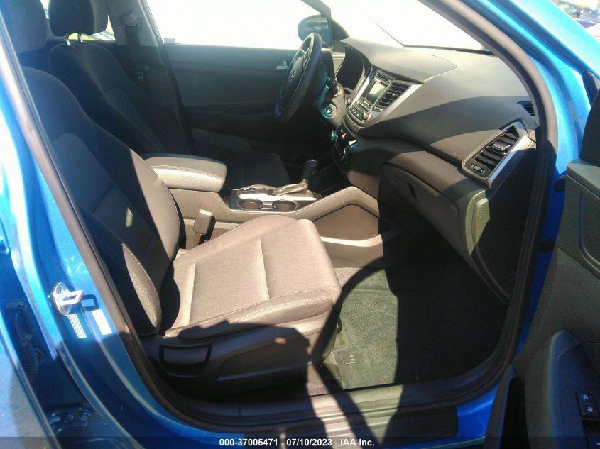 2017 HYUNDAI TUCSON SE - KM8J33A4XHU489909