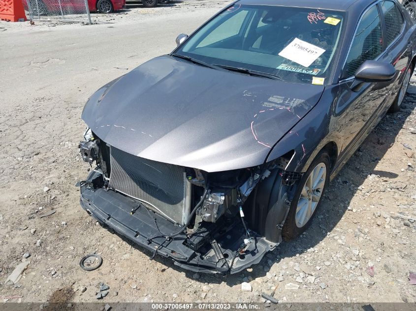 2022 TOYOTA CAMRY LE - 4T1C11AK8NU649461
