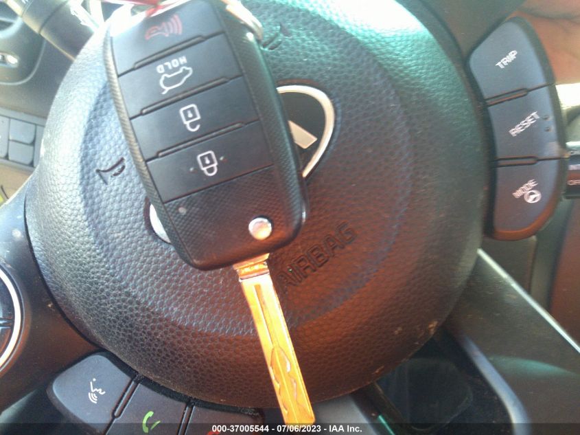 2015 KIA SOUL BASE - KNDJN2A25F7800844