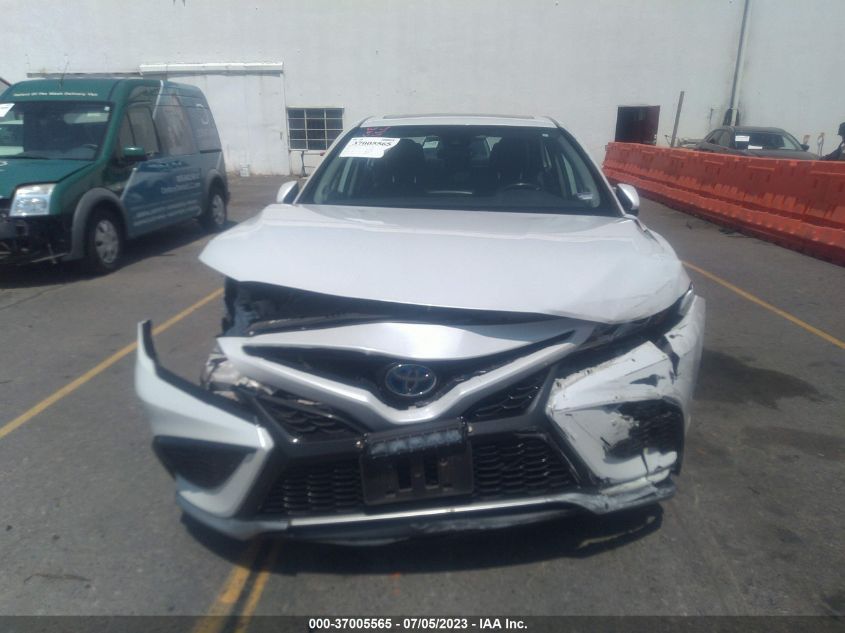 2021 TOYOTA CAMRY HYBRID XSE - 4T1K31AKXMU547440