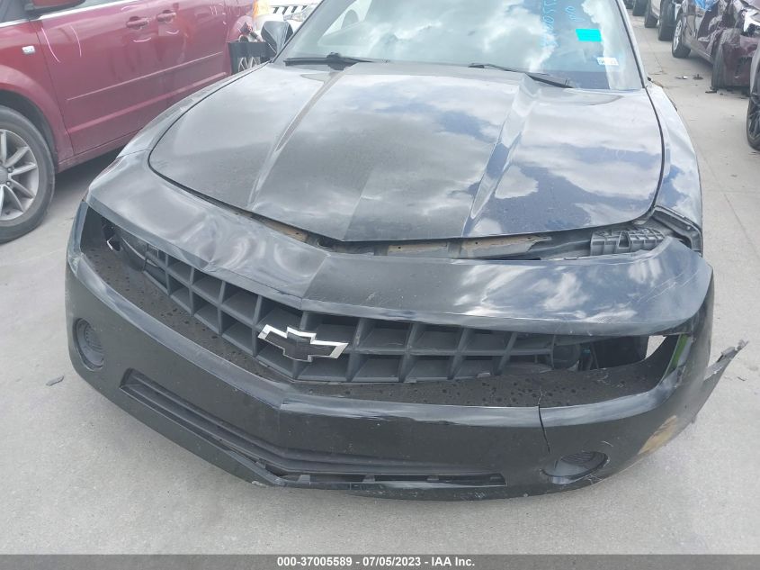 2013 CHEVROLET CAMARO LS - 2G1FA1E3XD9218080