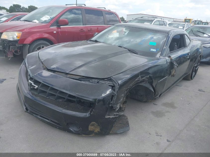 2013 CHEVROLET CAMARO LS - 2G1FA1E3XD9218080