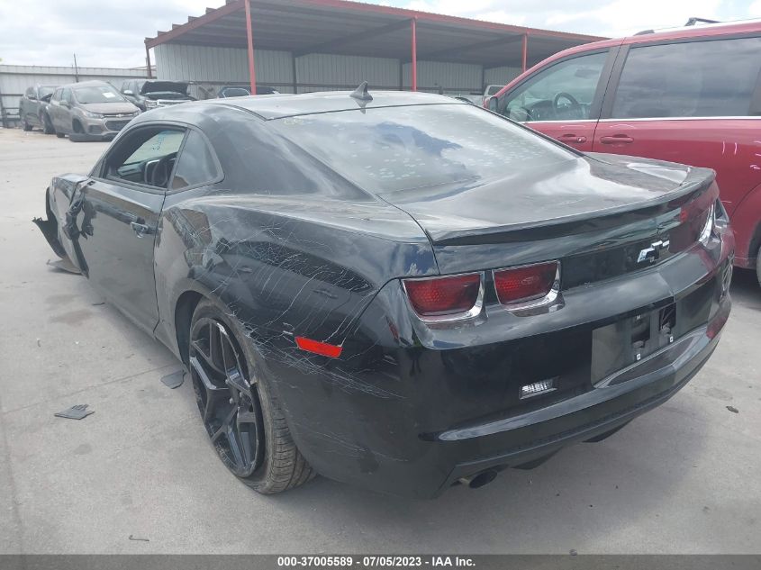 2013 CHEVROLET CAMARO LS - 2G1FA1E3XD9218080