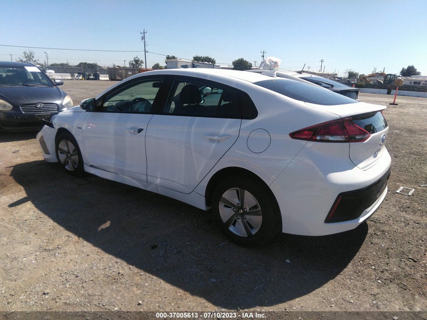 VIN KMHC65LC2KU179633 2019 HYUNDAI IONIQ HYBRID BLUE