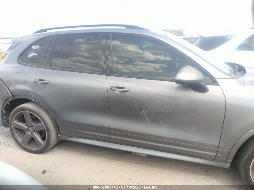 2016 PORSCHE CAYENNE TURBO - WP1AC2A25GLA89188