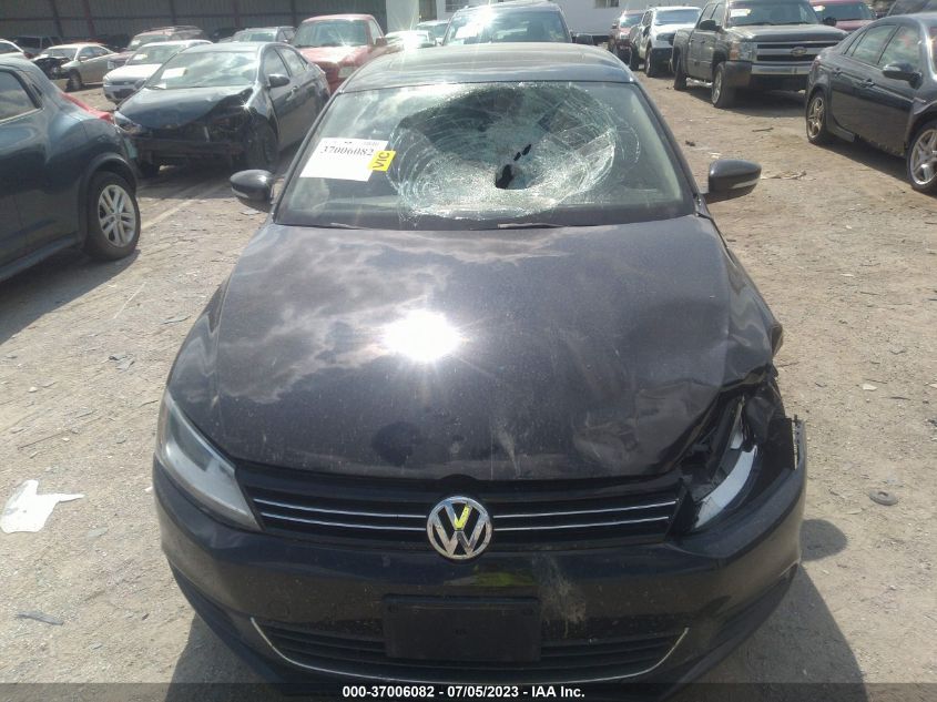 2014 VOLKSWAGEN JETTA SEDAN SE - 3VWD17AJ7EM426008