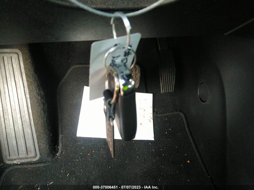 2019 CHEVROLET EQUINOX LT - 2GNAXLEX1K6203052