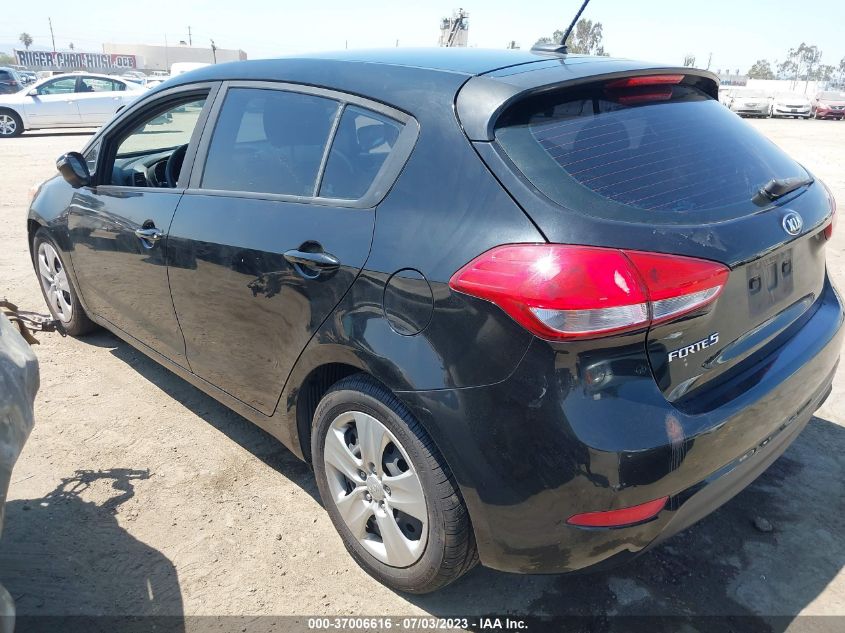 2016 KIA FORTE 5-DOOR LX - KNAFK5A8XG5593849