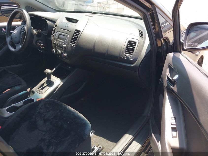2016 KIA FORTE 5-DOOR LX - KNAFK5A8XG5593849