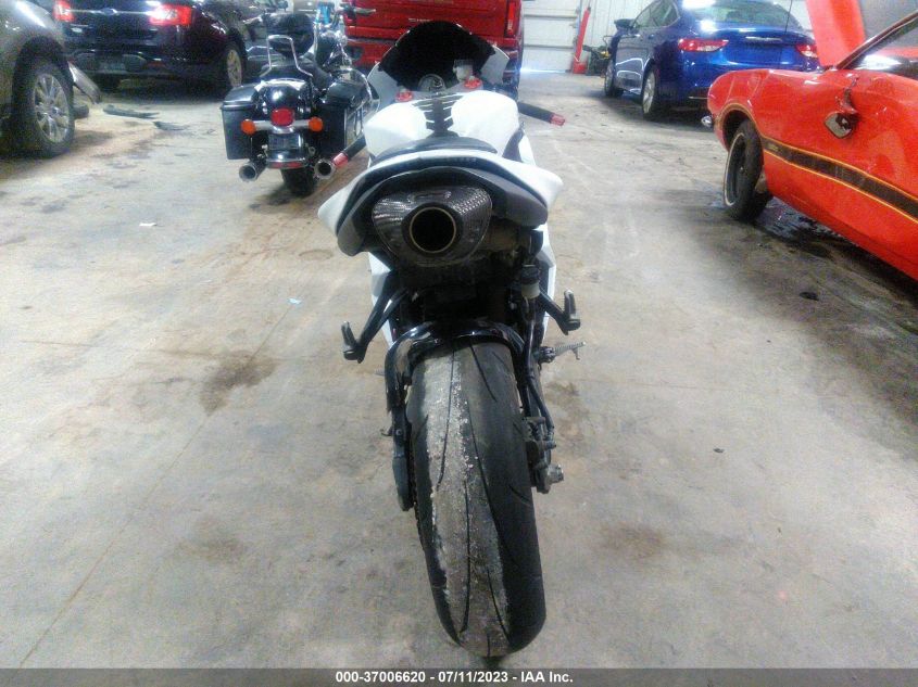 2007 KAWASAKI ZX600 P JKAZX4P1X7A022708