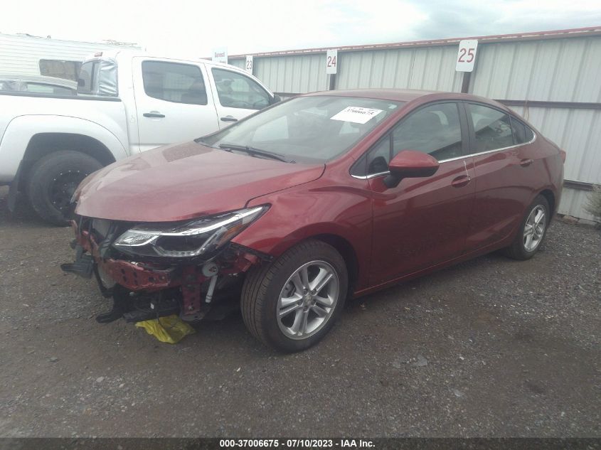 2018 CHEVROLET CRUZE LT - 1G1BE5SM0J7133611