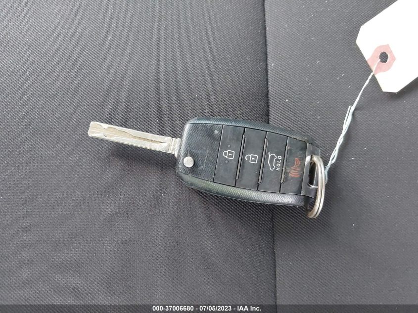 2016 KIA SOUL BASE - KNDJN2A27G7267302