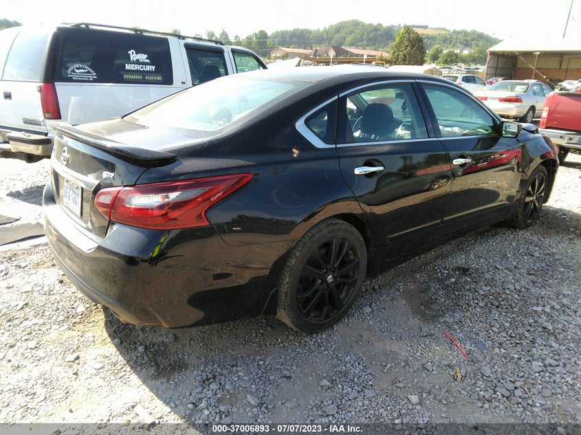 VIN 1N4AL3AP0HC237600 2017 NISSAN ALTIMA 2.5 SR
