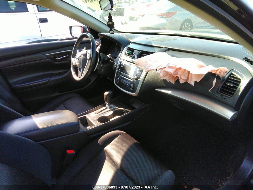 VIN 1N4AL3AP0HC237600 2017 NISSAN ALTIMA 2.5 SR
