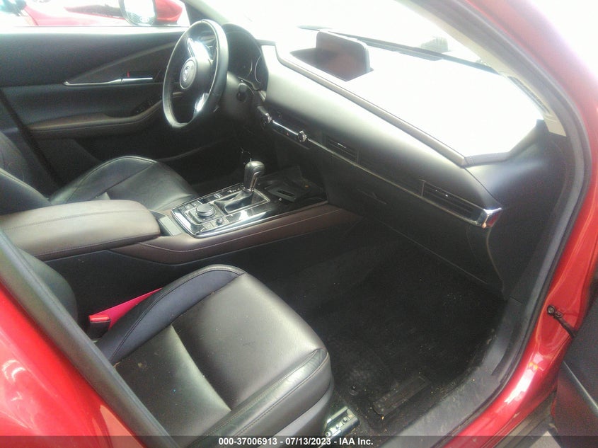 VIN 3MVDMBEM6LM129065 2020 MAZDA CX-30 PREMIUM PACKAGE