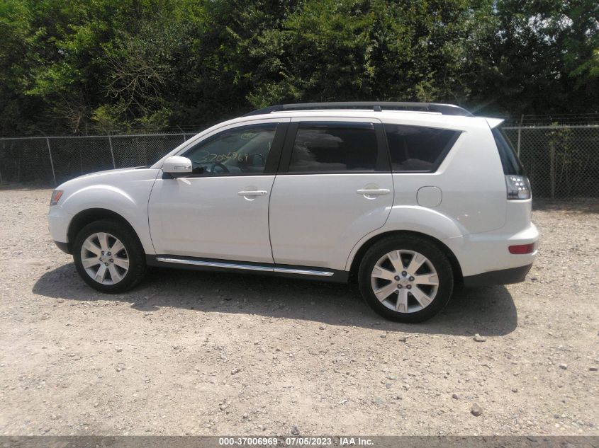 2013 MITSUBISHI OUTLANDER SE - JA4JT3AW2DU019531