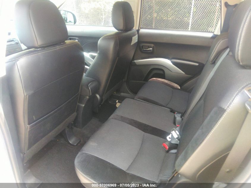2013 MITSUBISHI OUTLANDER SE - JA4JT3AW2DU019531