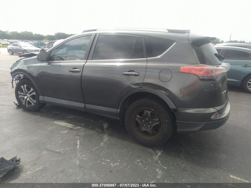 VIN 2T3ZFREV8JW478565 2018 TOYOTA RAV4 LE