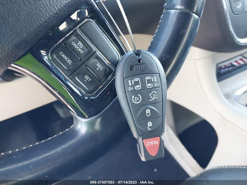 2019 DODGE GRAND CARAVAN SXT - 2C4RDGCGXKR749460