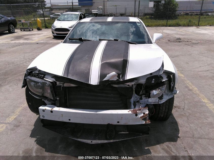 2013 CHEVROLET CAMARO LS - 2G1FA1E37D9231899