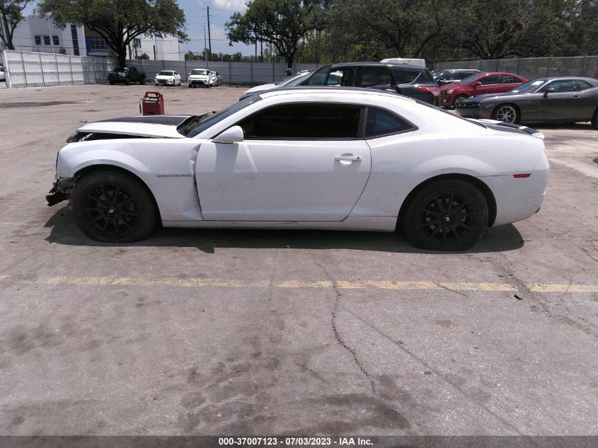 2013 CHEVROLET CAMARO LS - 2G1FA1E37D9231899