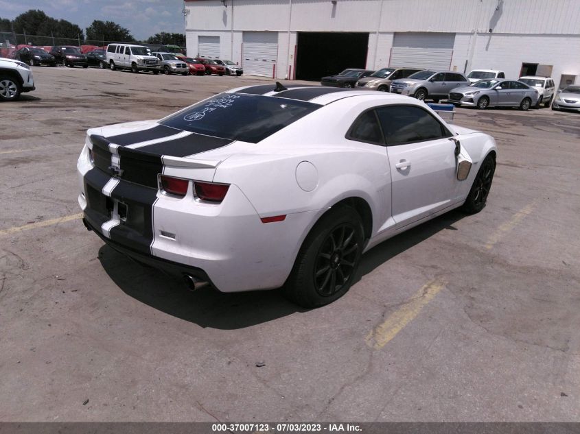 2013 CHEVROLET CAMARO LS - 2G1FA1E37D9231899