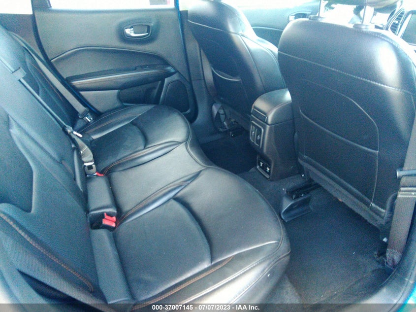 VIN 3C4NJCCB0LT187555 2020 JEEP COMPASS LIMITED