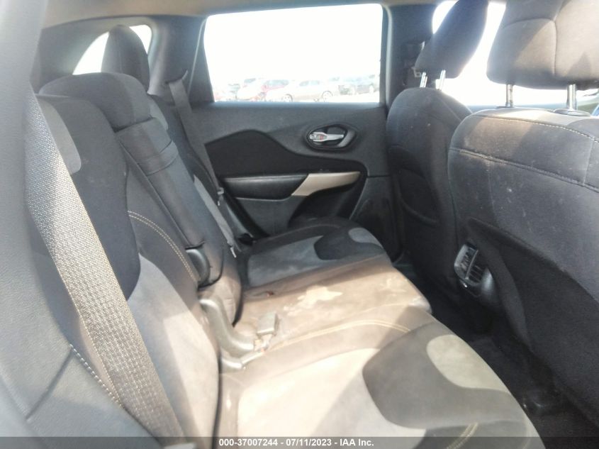 2018 JEEP CHEROKEE LATITUDE - 1C4PJLCB8JD514019