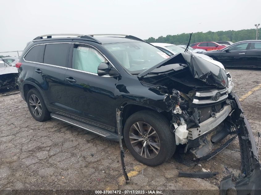 2017 TOYOTA HIGHLANDER LE - 5TDZARFH7HS023600