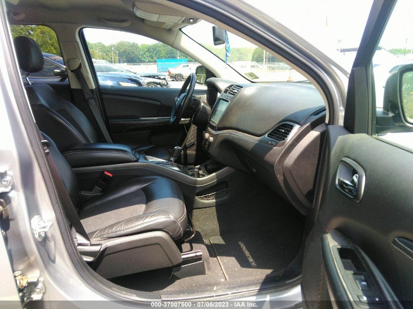 2016 DODGE JOURNEY CROSSROAD PLUS - 3C4PDDGG3GT244445