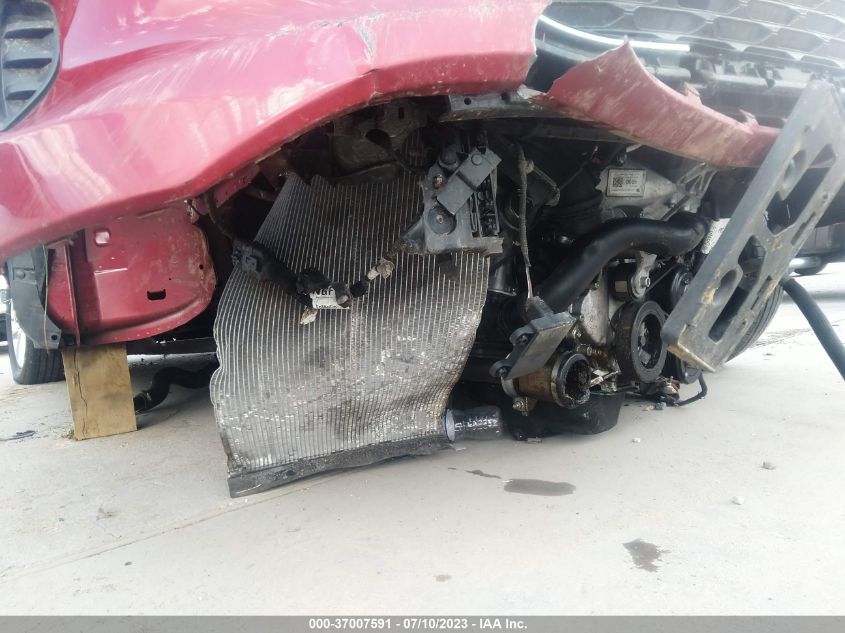 VIN 1FMCU0G68LUB91574 2020 FORD ESCAPE SE