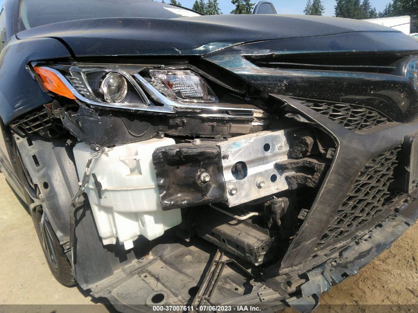 2018 TOYOTA CAMRY HYBRID - 4T1B21HKXJU510005