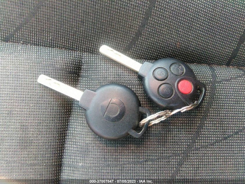 2013 SMART FORTWO PURE/PASSION WMEEJ3BA2DK690968