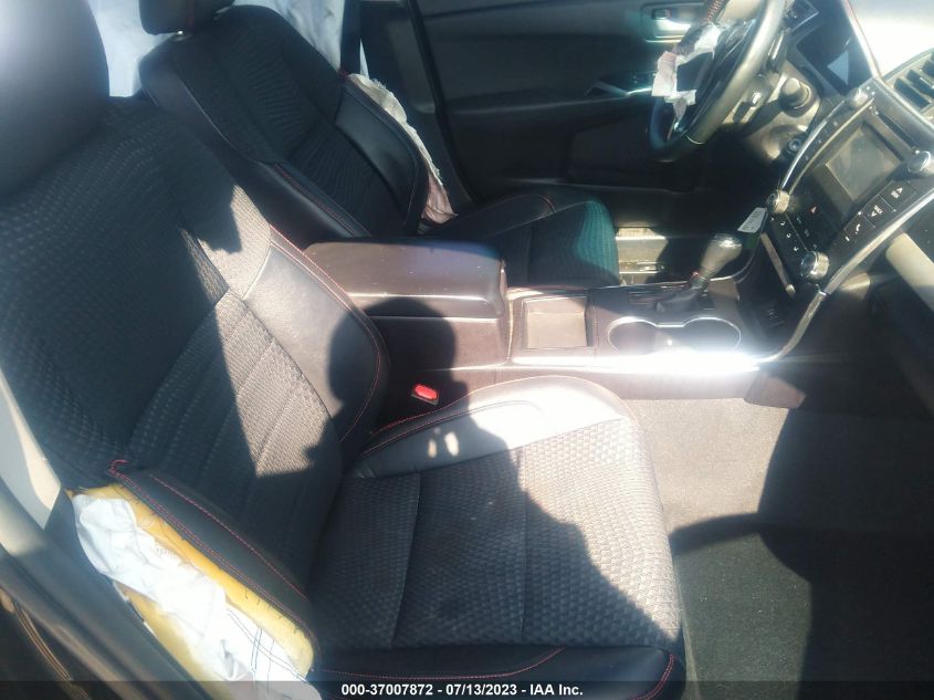 2015 TOYOTA CAMRY SE - 4T1BF1FK5FU474237