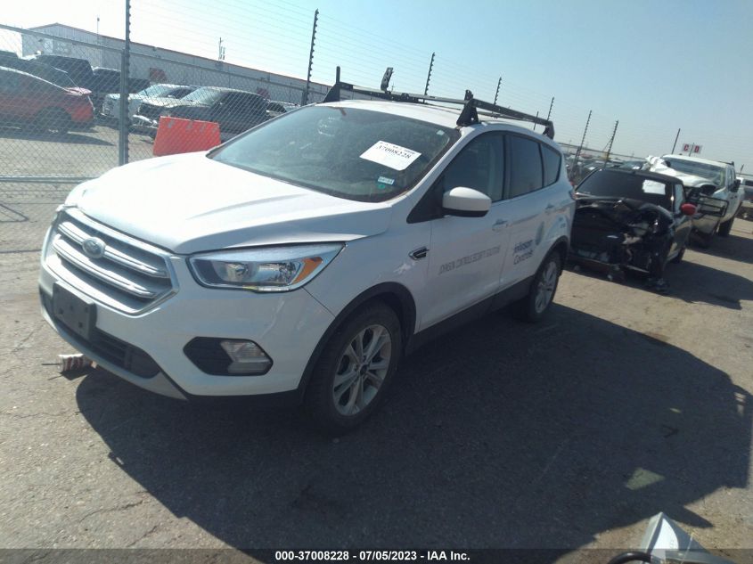 2019 FORD ESCAPE SE - 1FMCU0GD1KUB38437